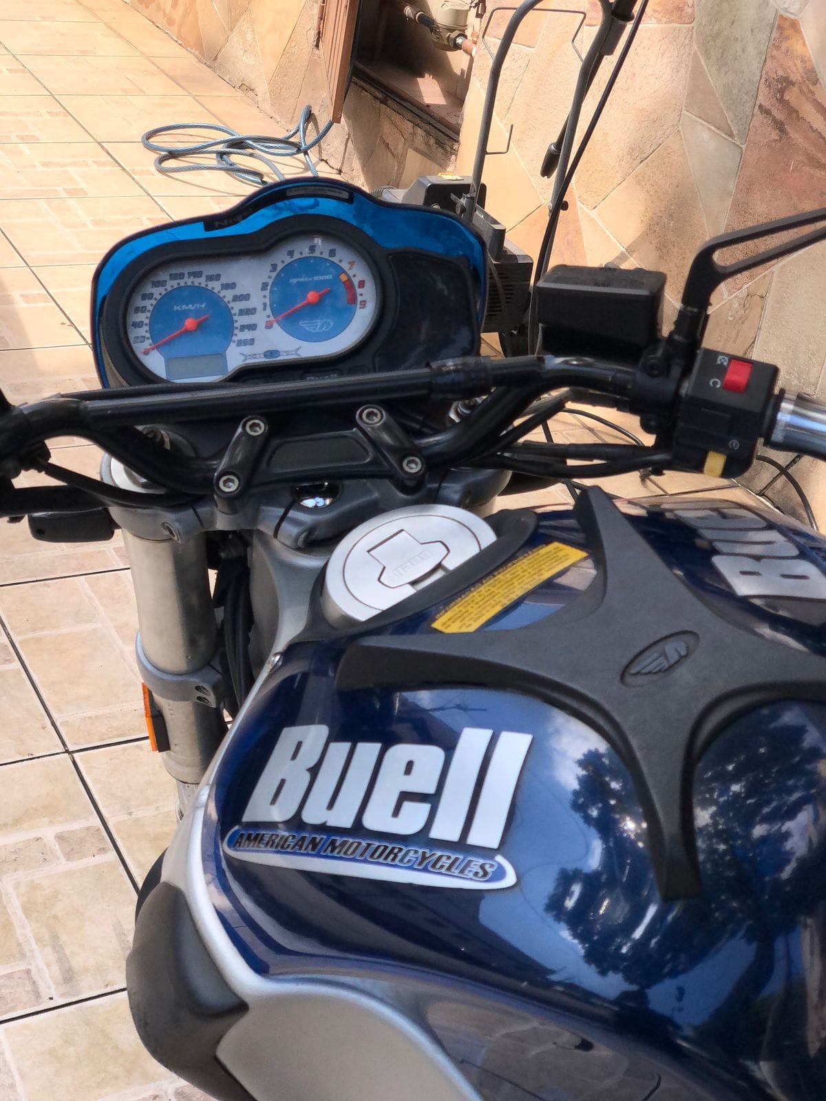 AÇÃO DE 1000 NÚMEROS | BUELL XB9SX LIGHTNING CITYX | MODELO 2006 COM APENAS 28 MIL KM